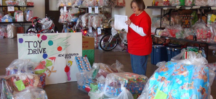 Coordinating toys for Gifts from the Heart
