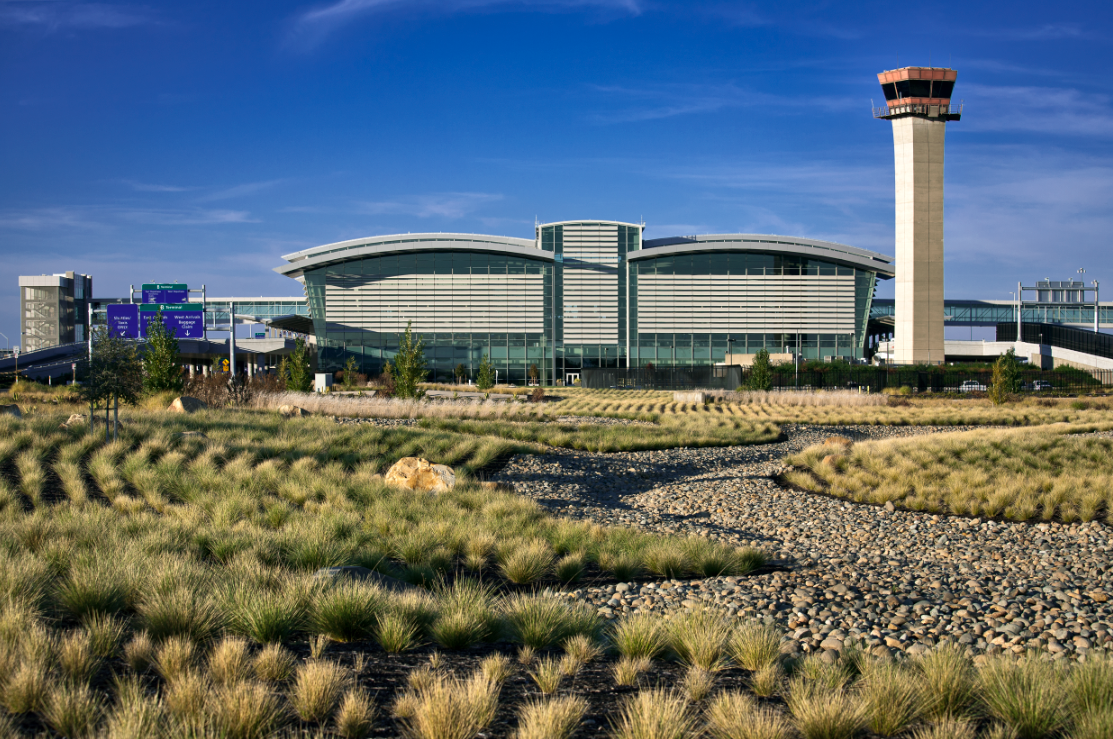 Photo of Sacramento International Airport's exterior 
